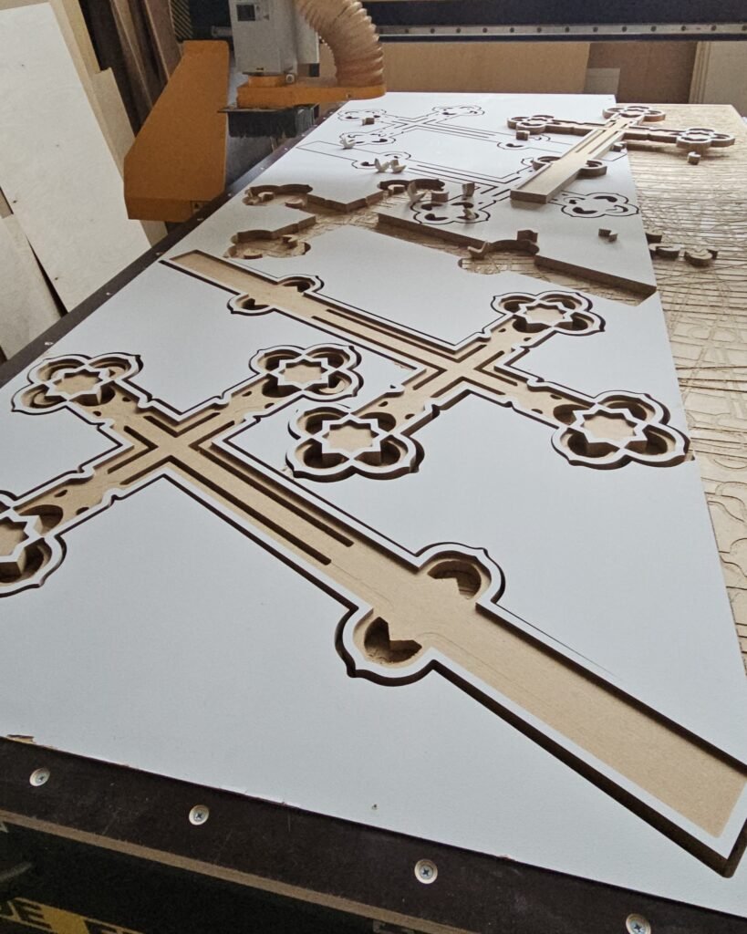 cnc griezti mdf krusti 2