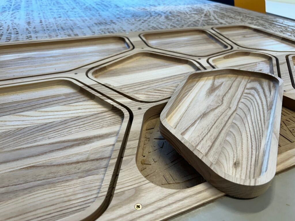 Masīvkoka frēzēšana